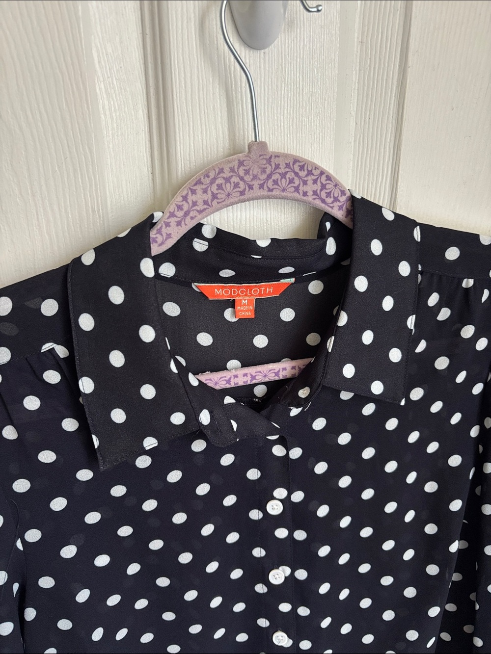 ModCloth Navy Blue & white Polka Dot Sheer Button-Up Collar Blouse Size Medium - Picture 7 of 13